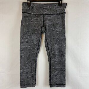 Lululemon Wunder Under Leggings 8 Black White Square Print Cropped